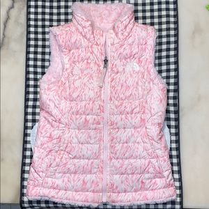 Girls North face vest